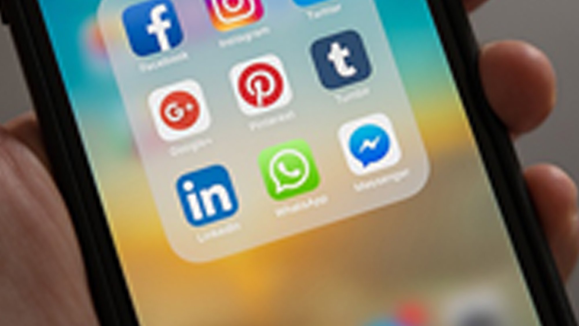 8 Ways to Use LinkedIn to Aid Your Recruitment Strategy featured image
